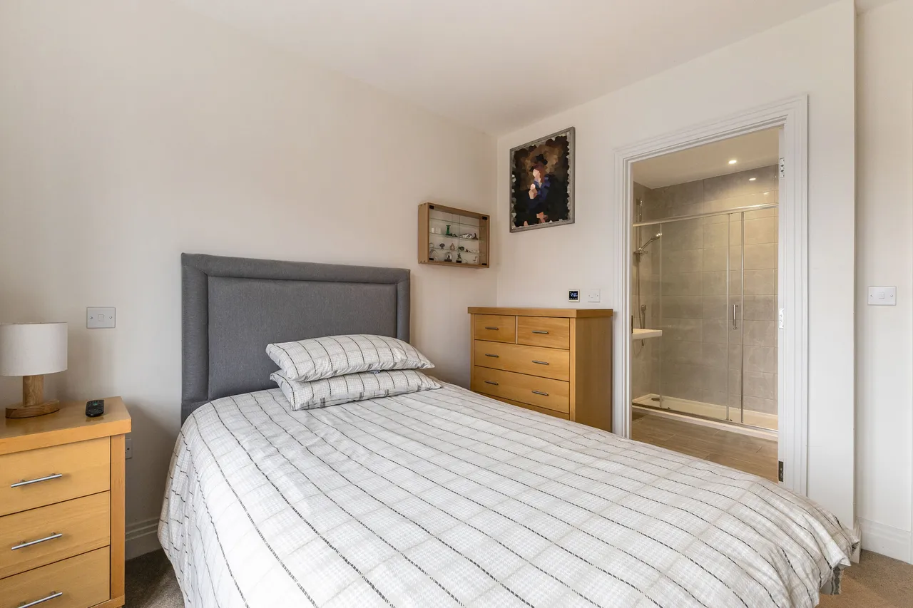 Aspen Road, High Wycombe, HP10, photo 15