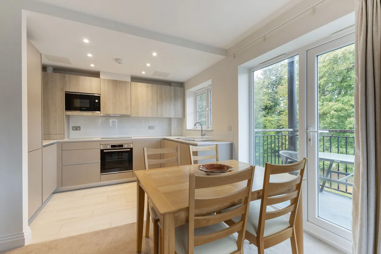 Aspen Road, High Wycombe, HP10, photo 2