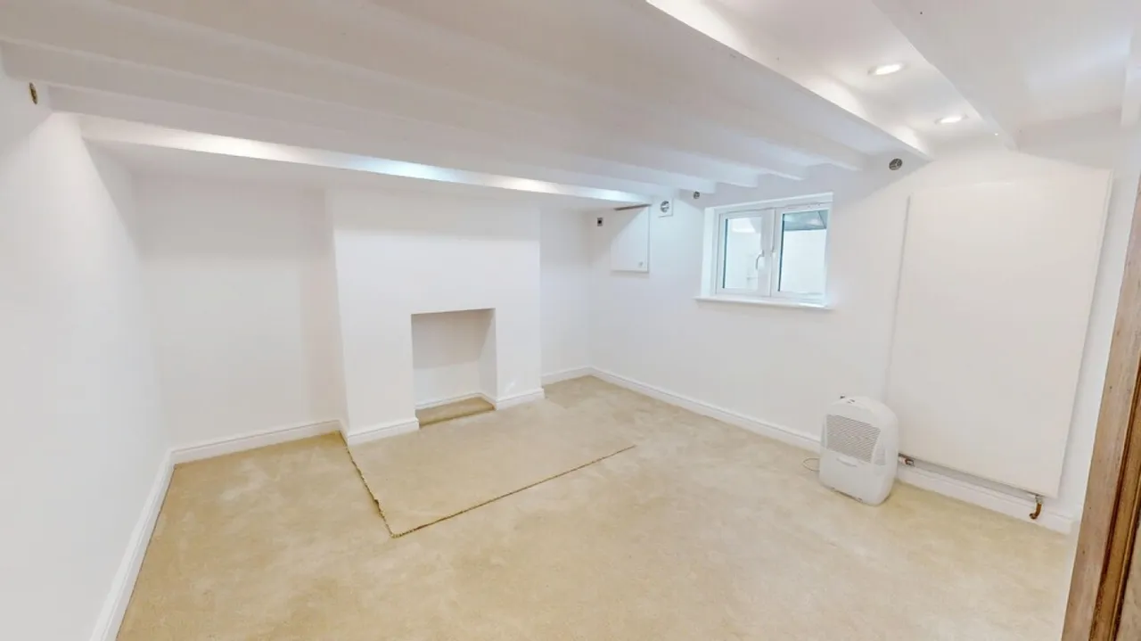 All Saints Terrace, Cheltenham, GL52, photo 9