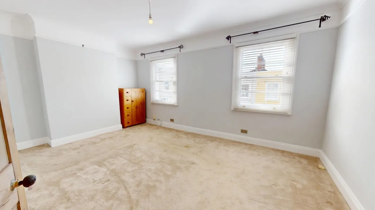 All Saints Terrace, Cheltenham, GL52, photo 11