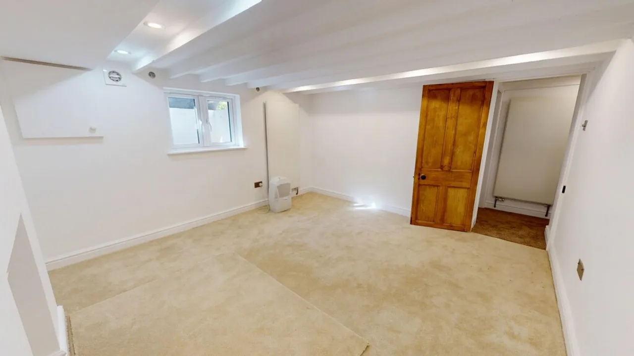 All Saints Terrace, Cheltenham, GL52, photo 10