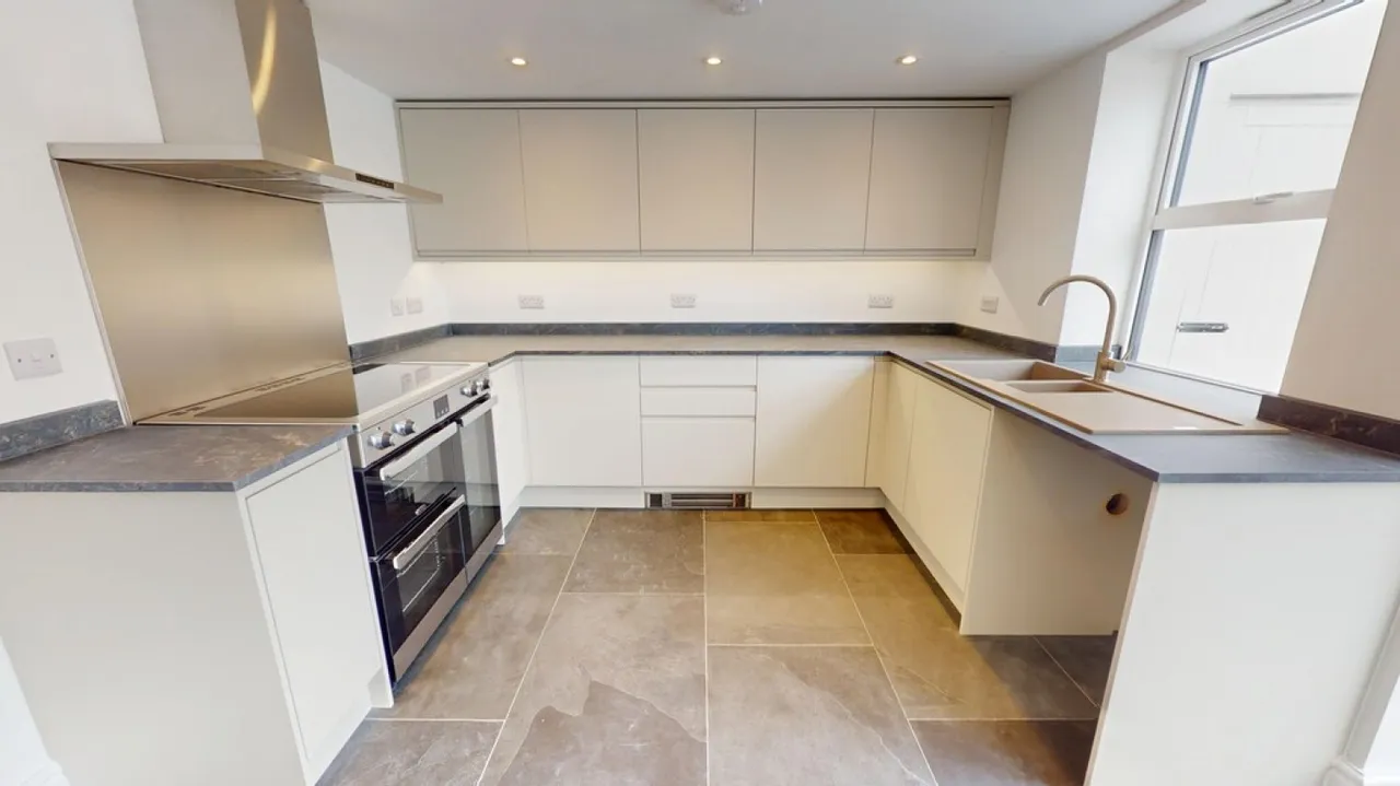 All Saints Terrace, Cheltenham, GL52, photo 7