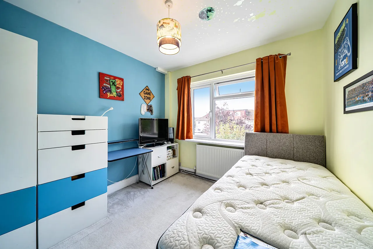 Dulverton Road, Ruislip, HA4, photo 10