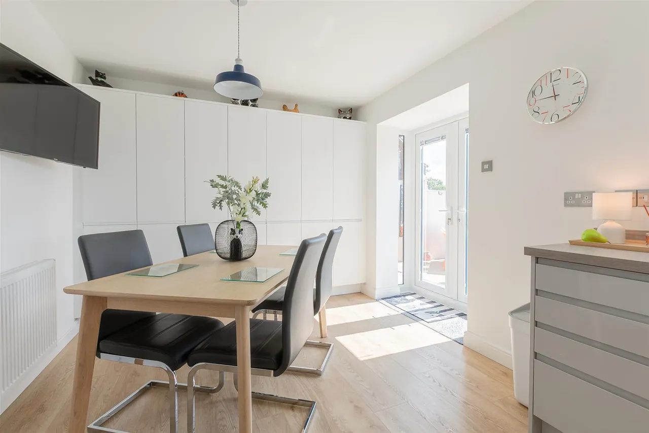 Glebe Road, Royal Wootton Bassett, photo 5