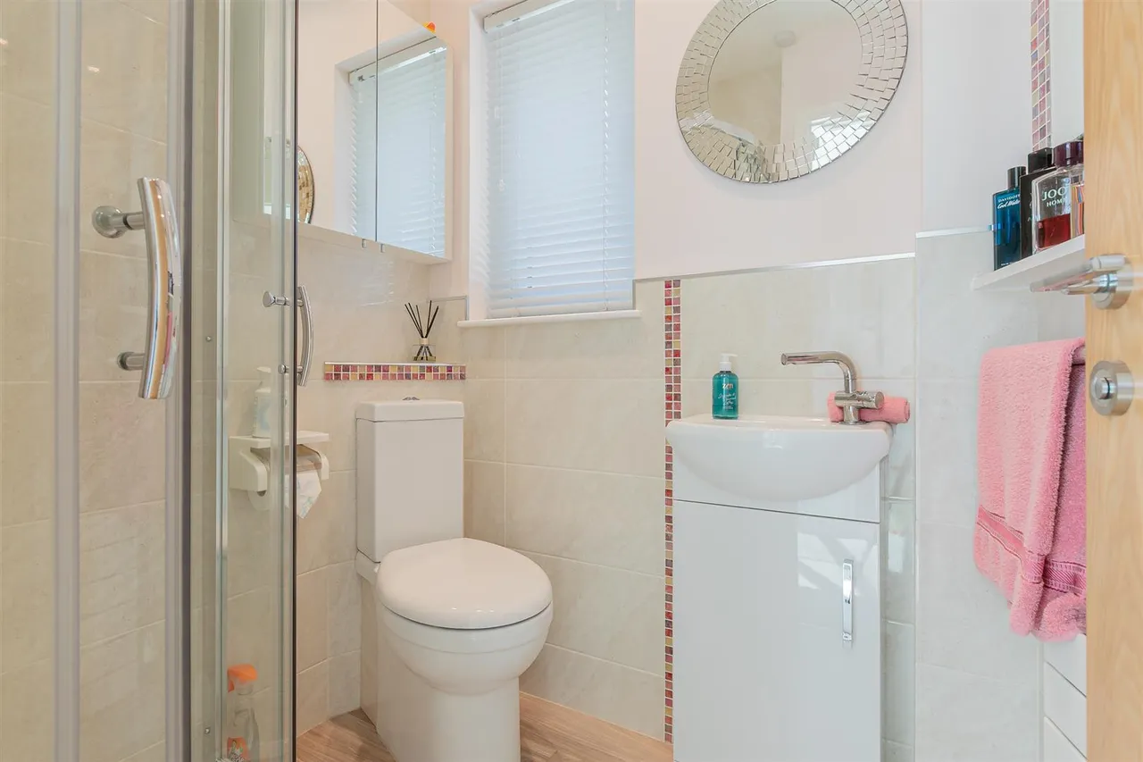 Glebe Road, Royal Wootton Bassett, photo 6