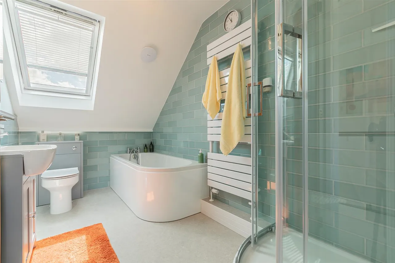 Glebe Road, Royal Wootton Bassett, photo 16