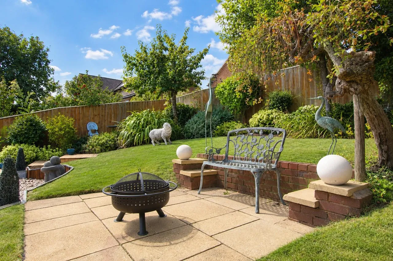 Glebe Road, Royal Wootton Bassett, photo 25
