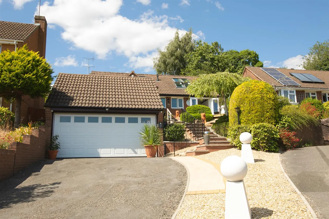 Glebe Road, Royal Wootton Bassett, photo 23