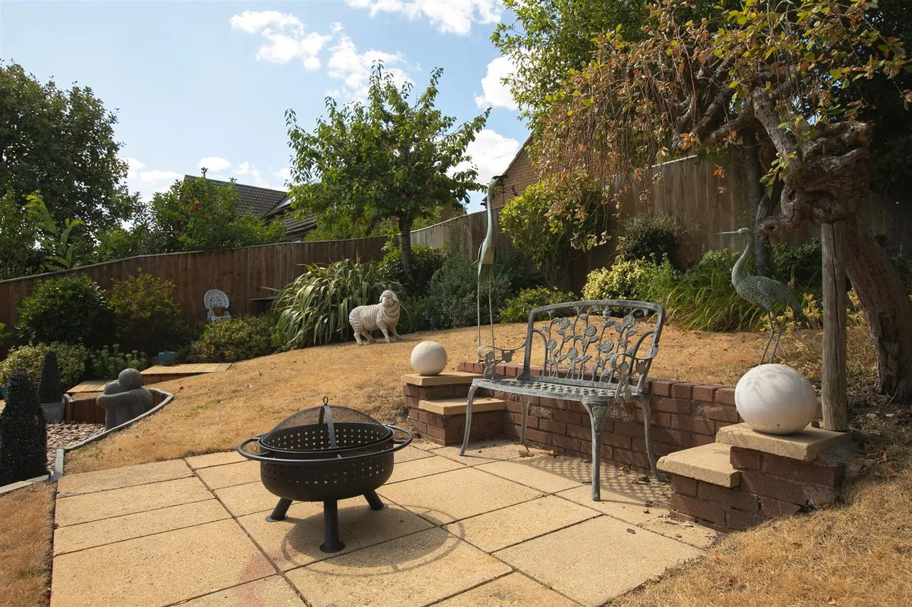 Glebe Road, Royal Wootton Bassett, photo 20