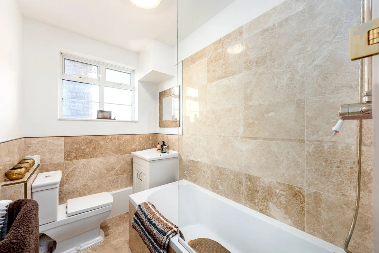 St. Leonards Road, London, SW14, photo 5