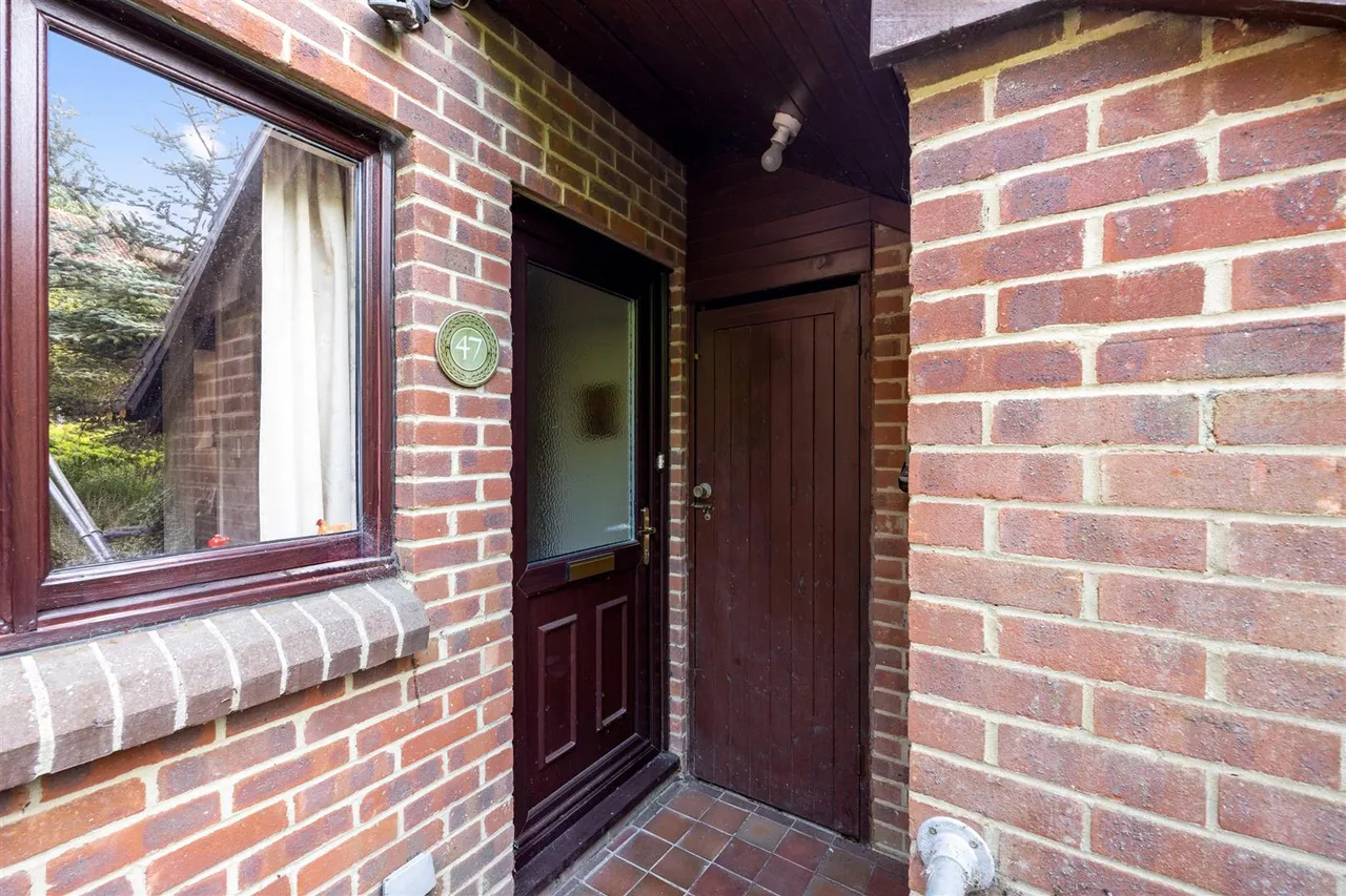 Warren Drive, Lewes, BN7 1HD, photo 3