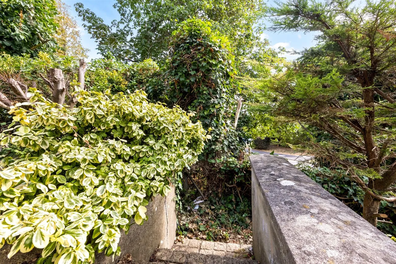 Warren Drive, Lewes, BN7 1HD, photo 16