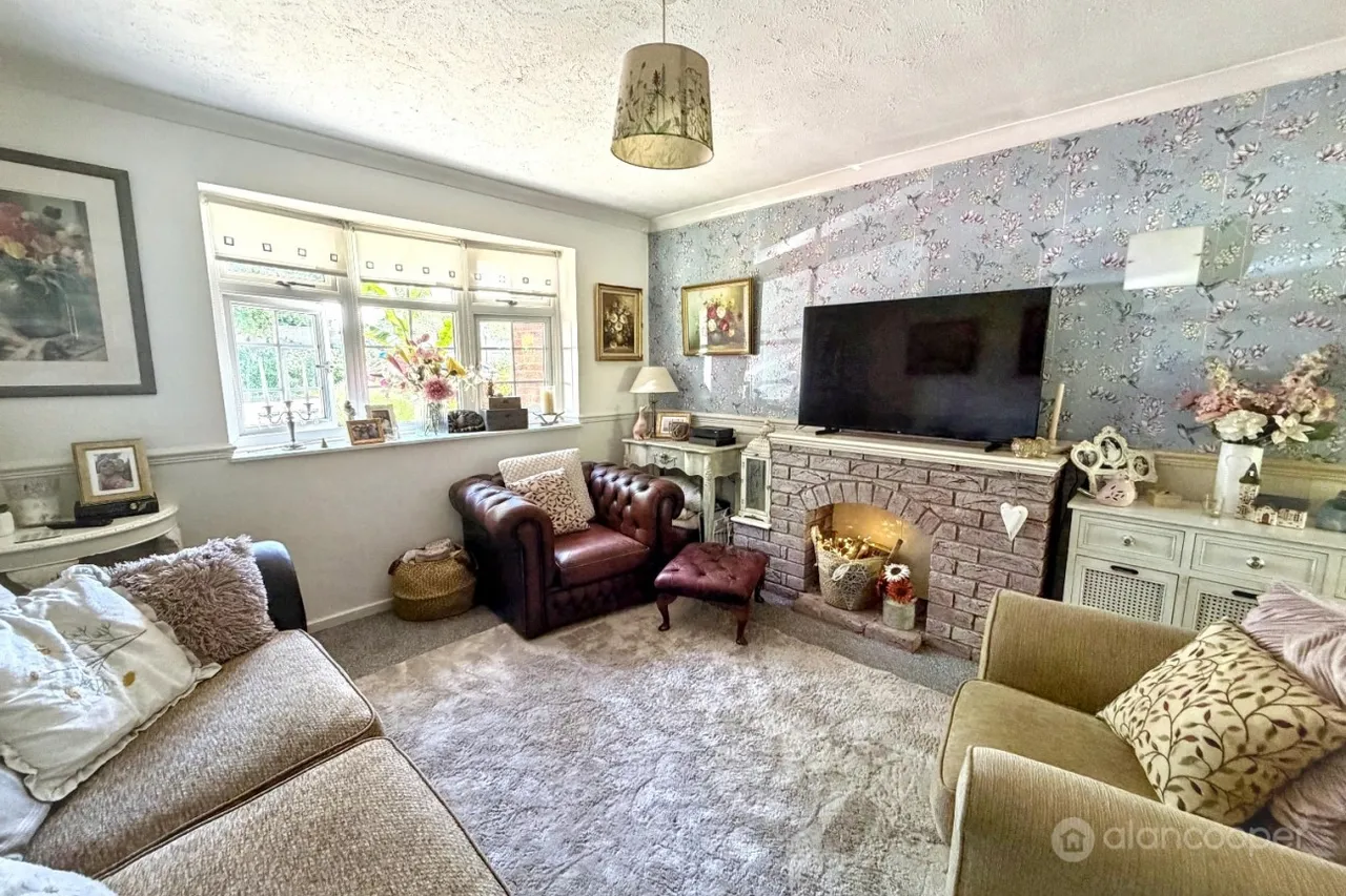 Aviemore Close, Glendale, CV10, photo 2