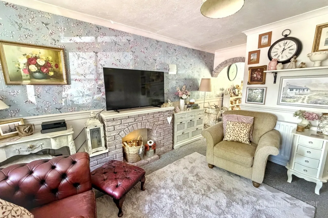 Aviemore Close, Glendale, CV10, photo 4