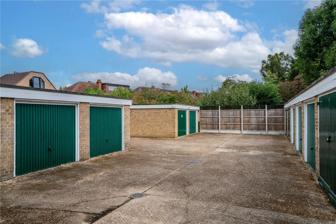Wellesley Road, Twickenham, TW2, photo 12