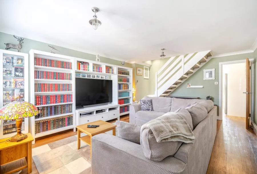 Elderwood Drive, Longwell Green, BS30, photo 2