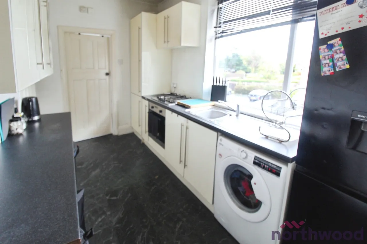 Carlton Road, Romford, RM2, photo 3