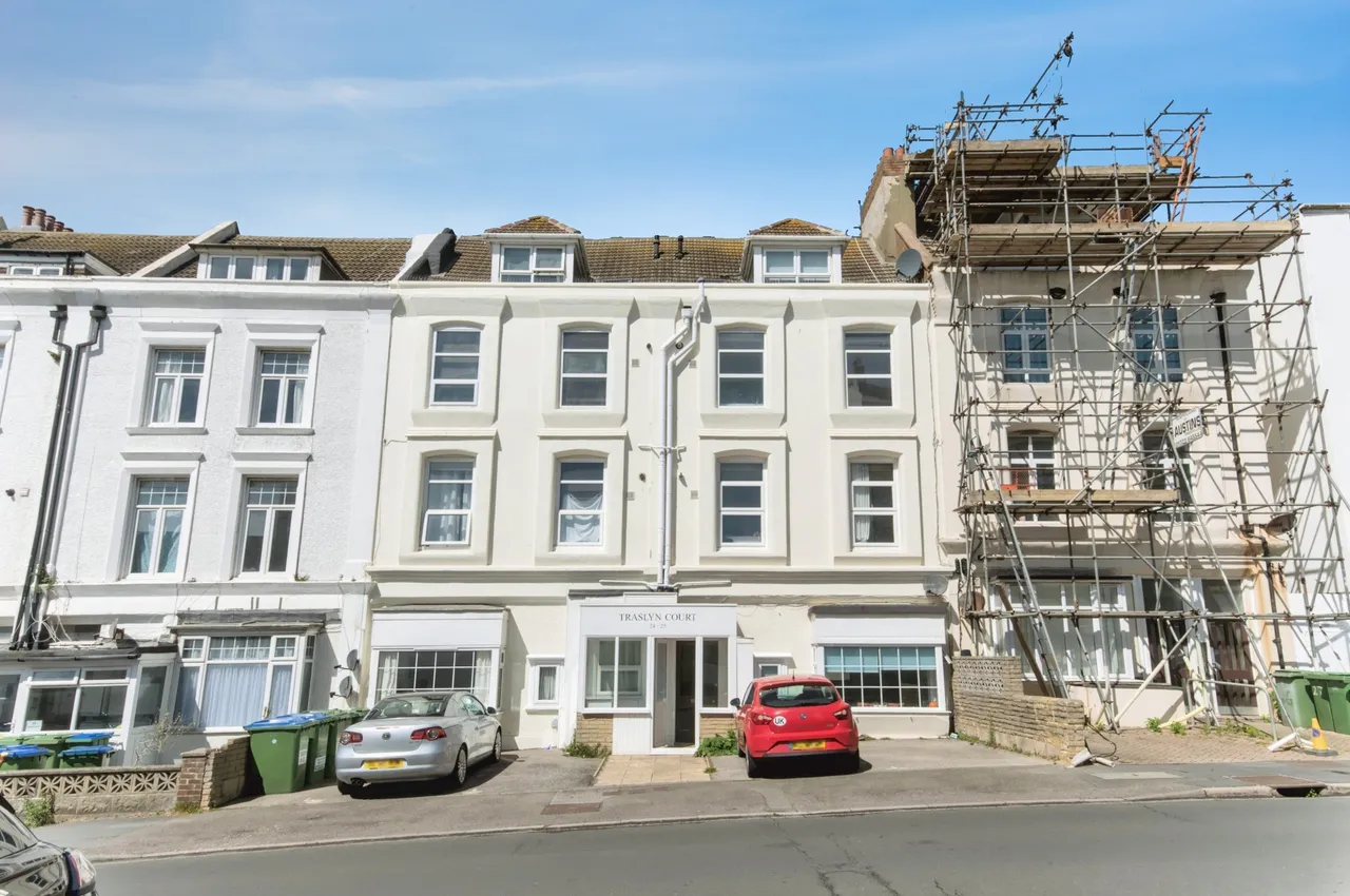 1 bed flat for sale, Pelham Road, Seaford, BN25