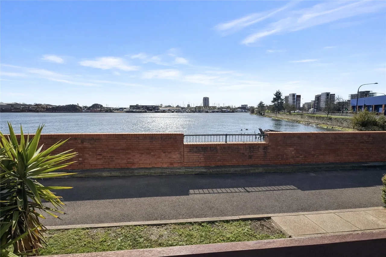 Quayside Road, Southampton, Hampshire, SO18 1EN, photo 10