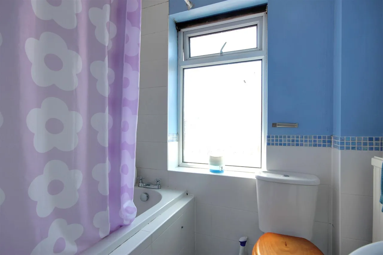 Lodge Close, Hessle, photo 10