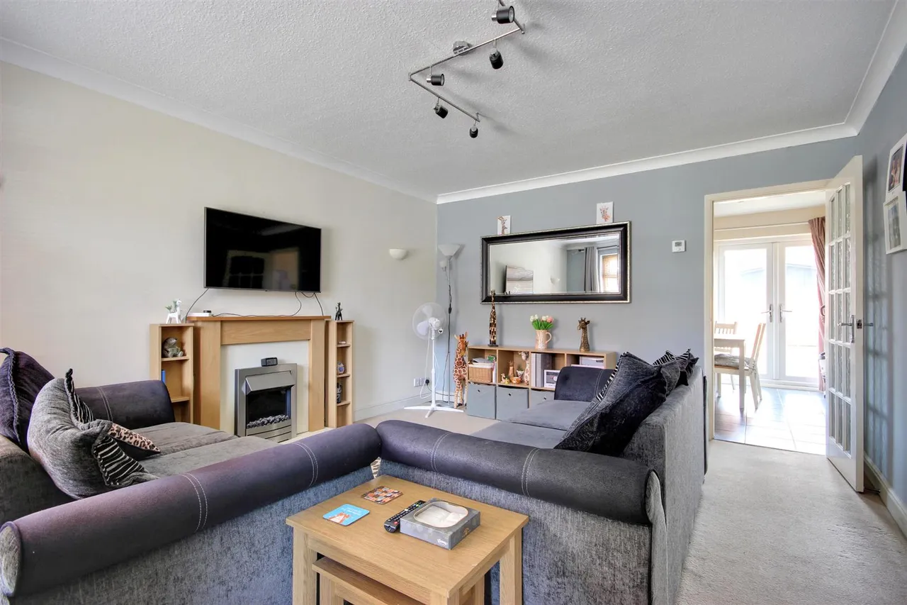 Lodge Close, Hessle, photo 6