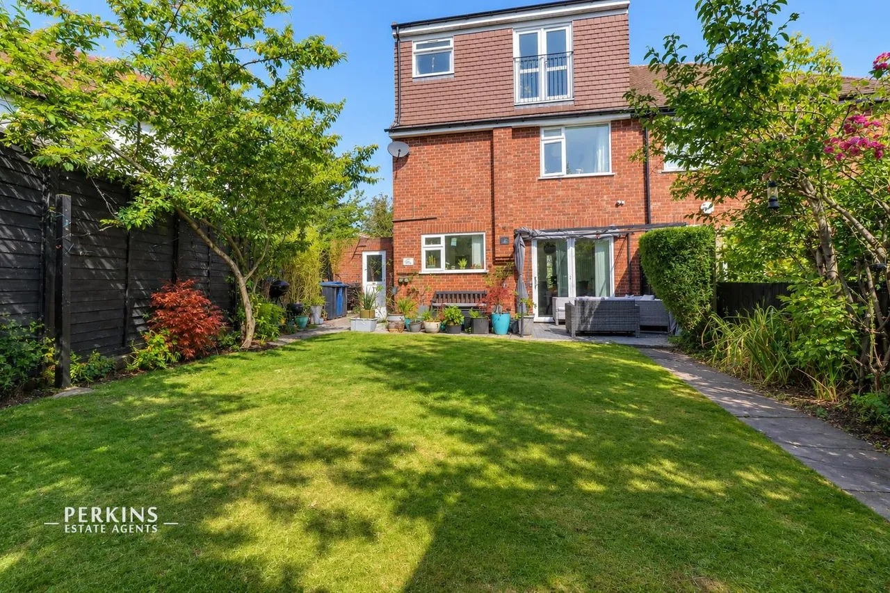 Ferrymead Gardens, Greenford, UB6, photo 12