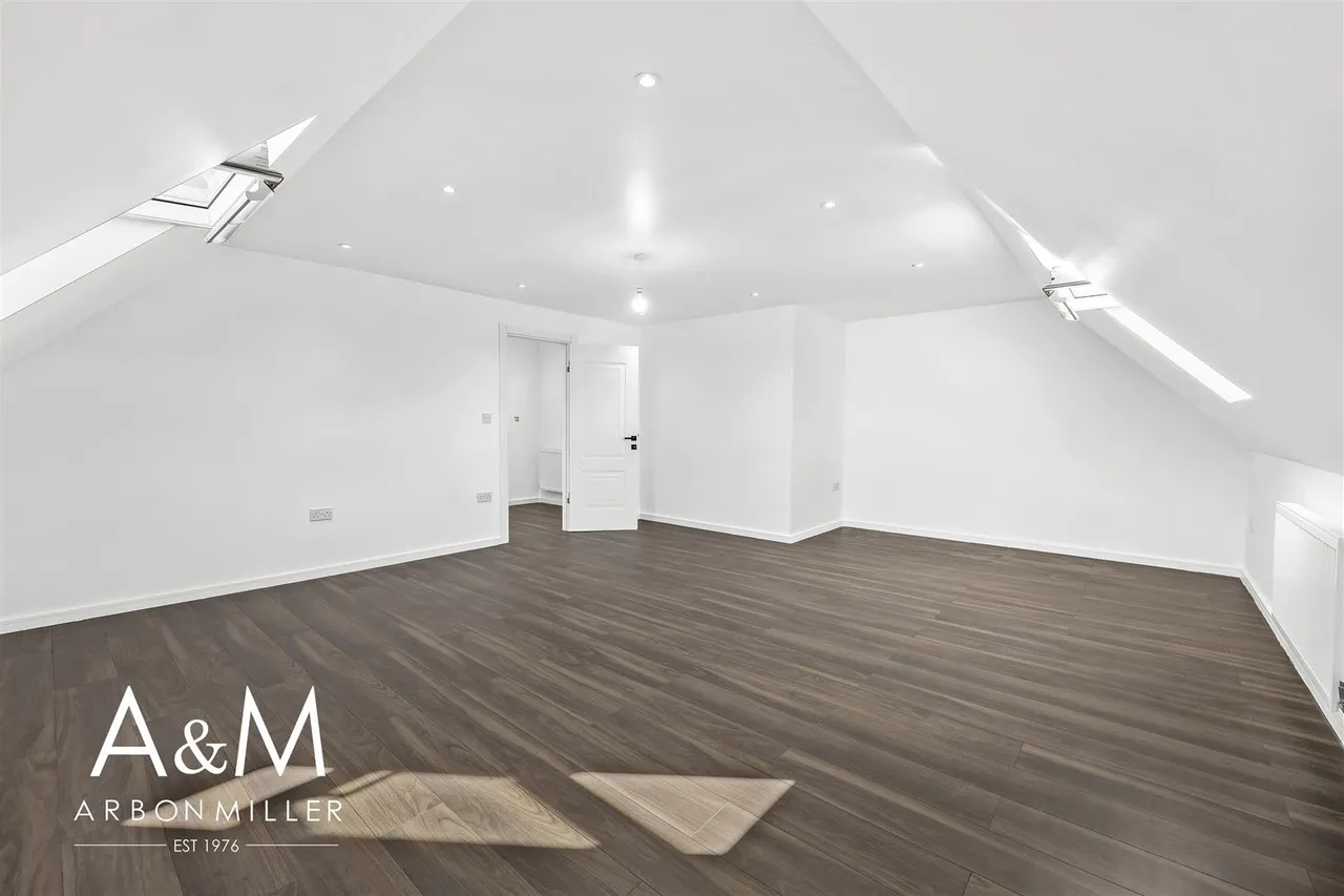 Heath Park Road, Romford, Essex, RM25UB, photo 18