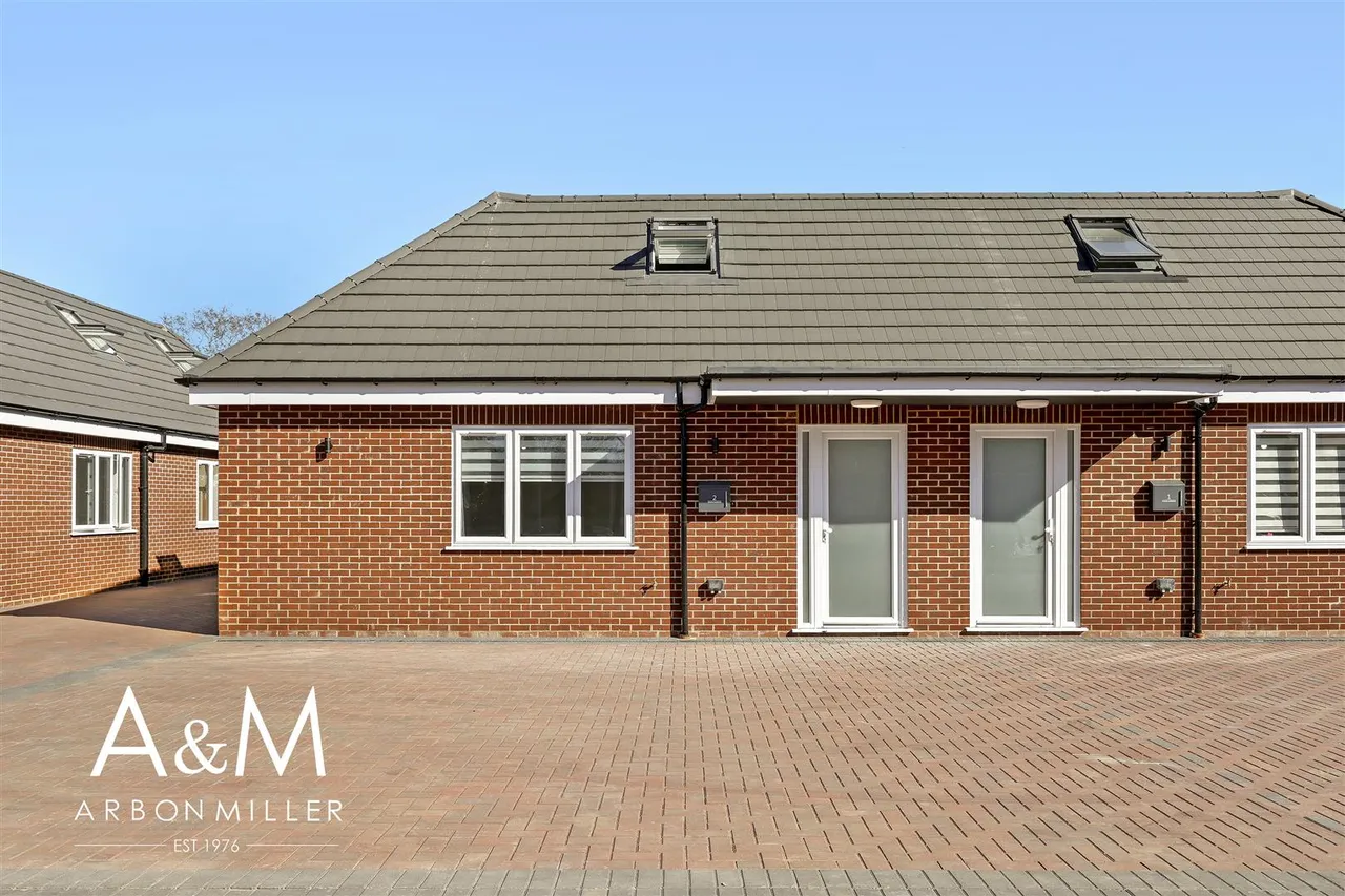 Heath Park Road, Romford, Essex, RM25UB, photo 26