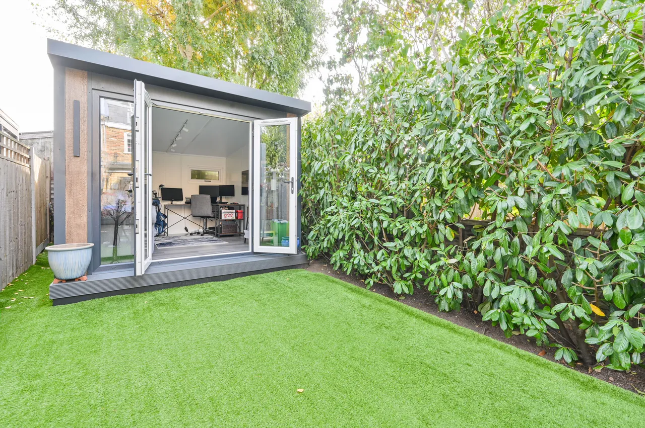 Teddington, TW11, photo 6
