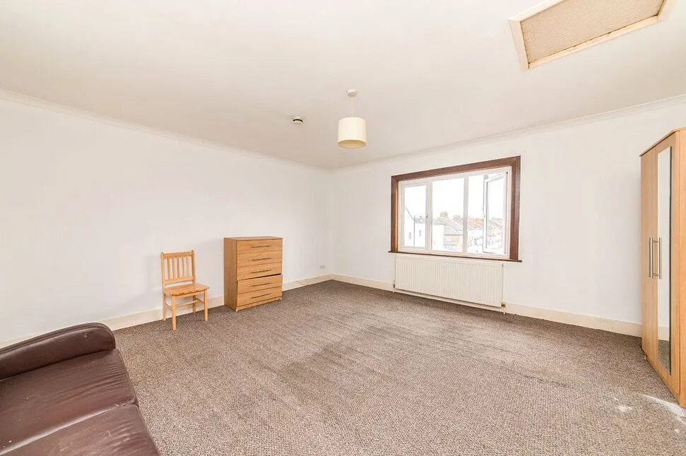 St. Albans Road, Watford, WD24, photo 8