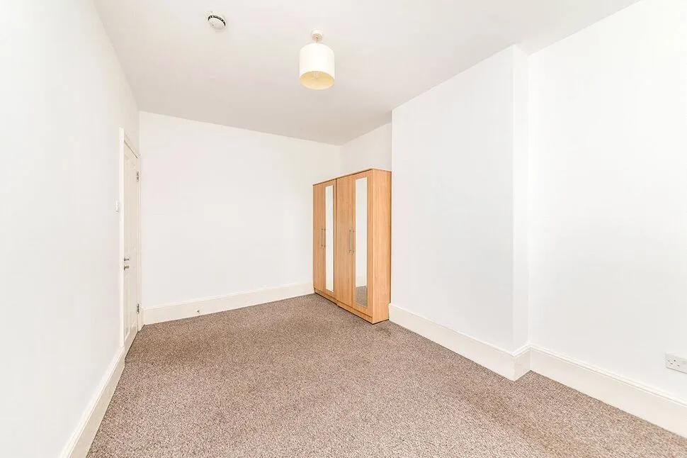 St. Albans Road, Watford, WD24, photo 9