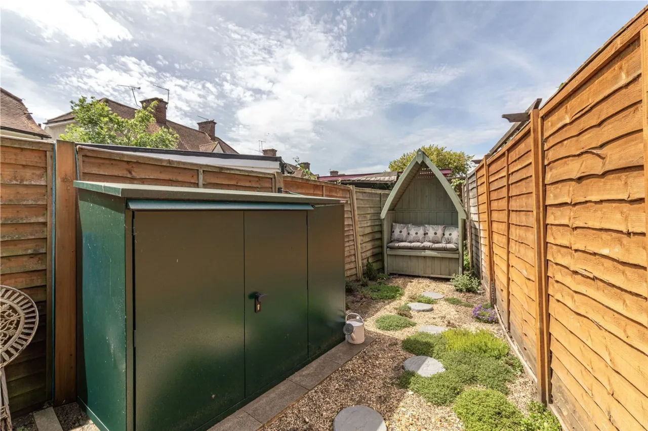 Oyster Lane, Byfleet, West Byfleet, S..., photo 22