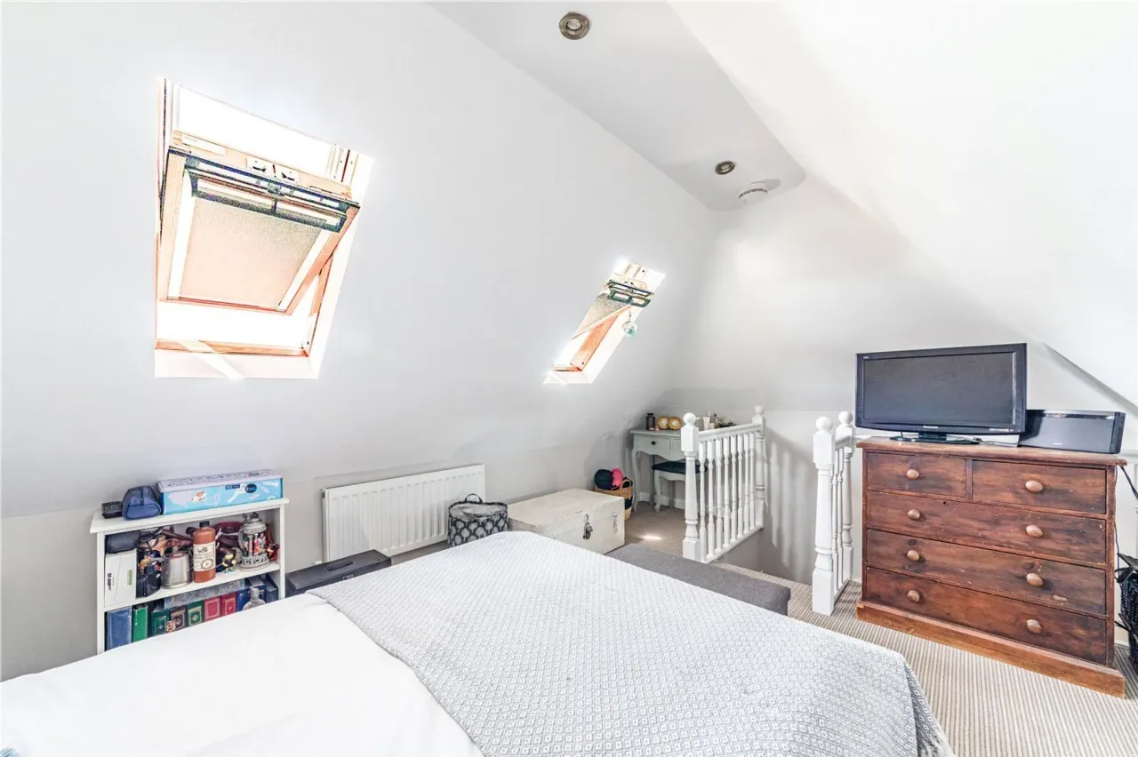 Oyster Lane, Byfleet, West Byfleet, S..., photo 17