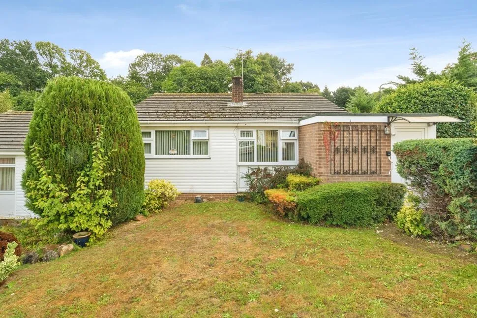 2 bed house for sale — Cleveland, Tunbridge Wells, Kent, TN2