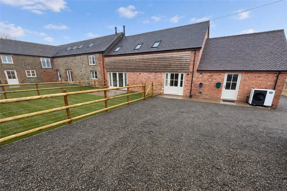 3 bed barn conversion to rent, Bourton, Much Wenlock, TF13