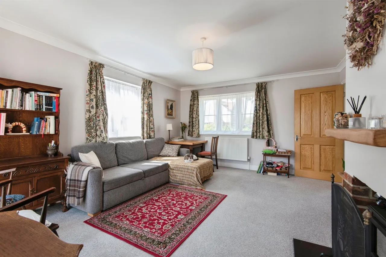 Bonds Crescent, Barkway, Royston, photo 6