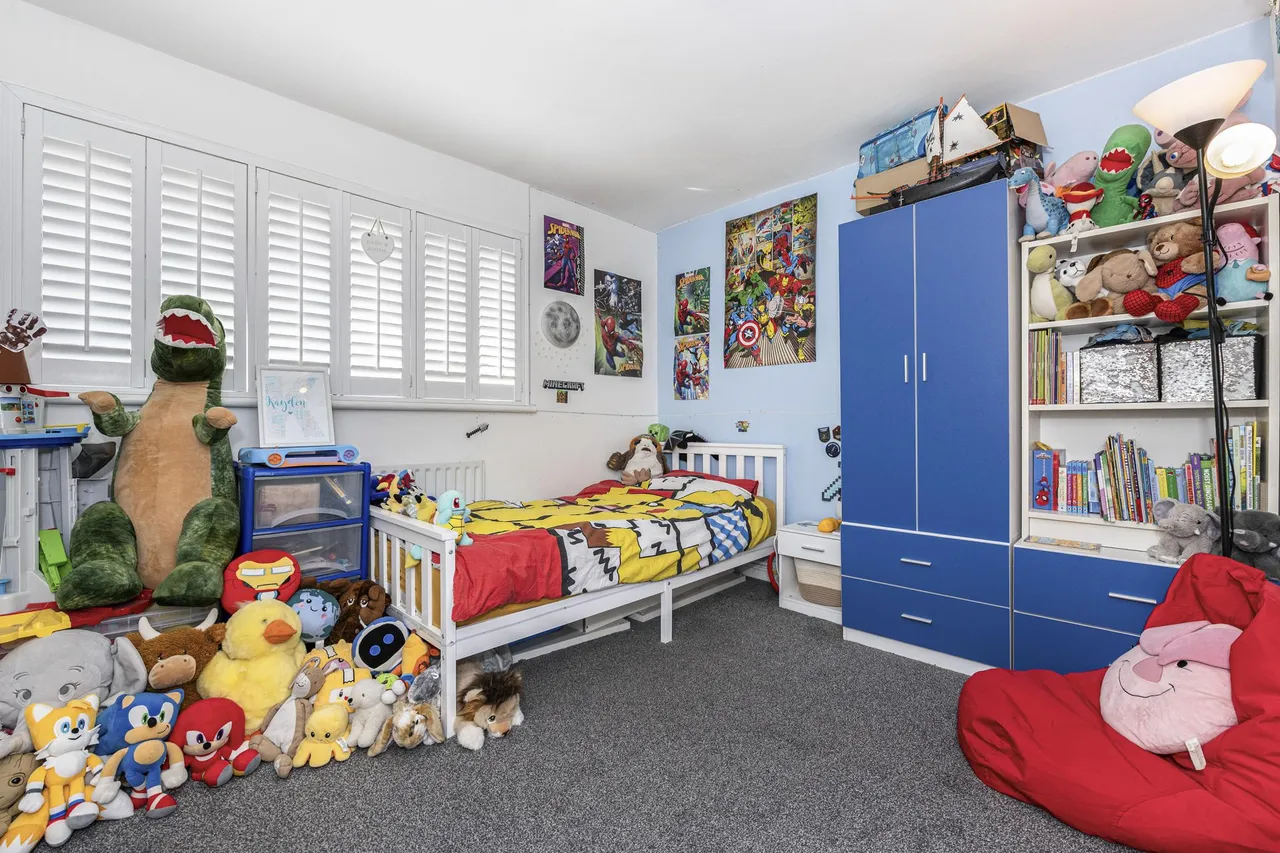 Cavell Crescent, Dartford, DA1, photo 22