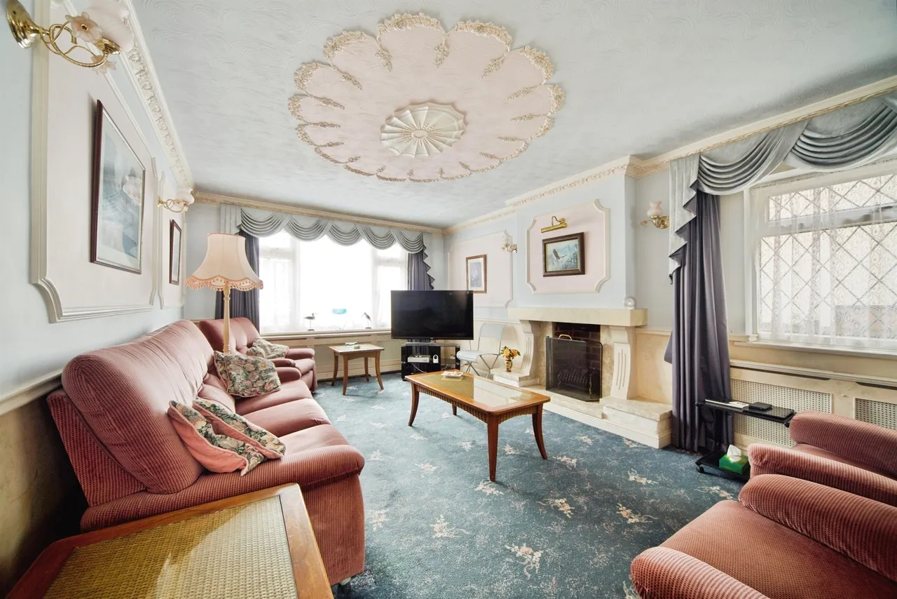 Woodstock Road, Broxbourne, photo 8