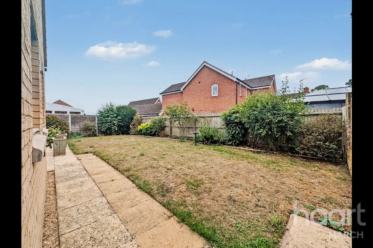 St James Close, Chatteris, PE16, photo 5
