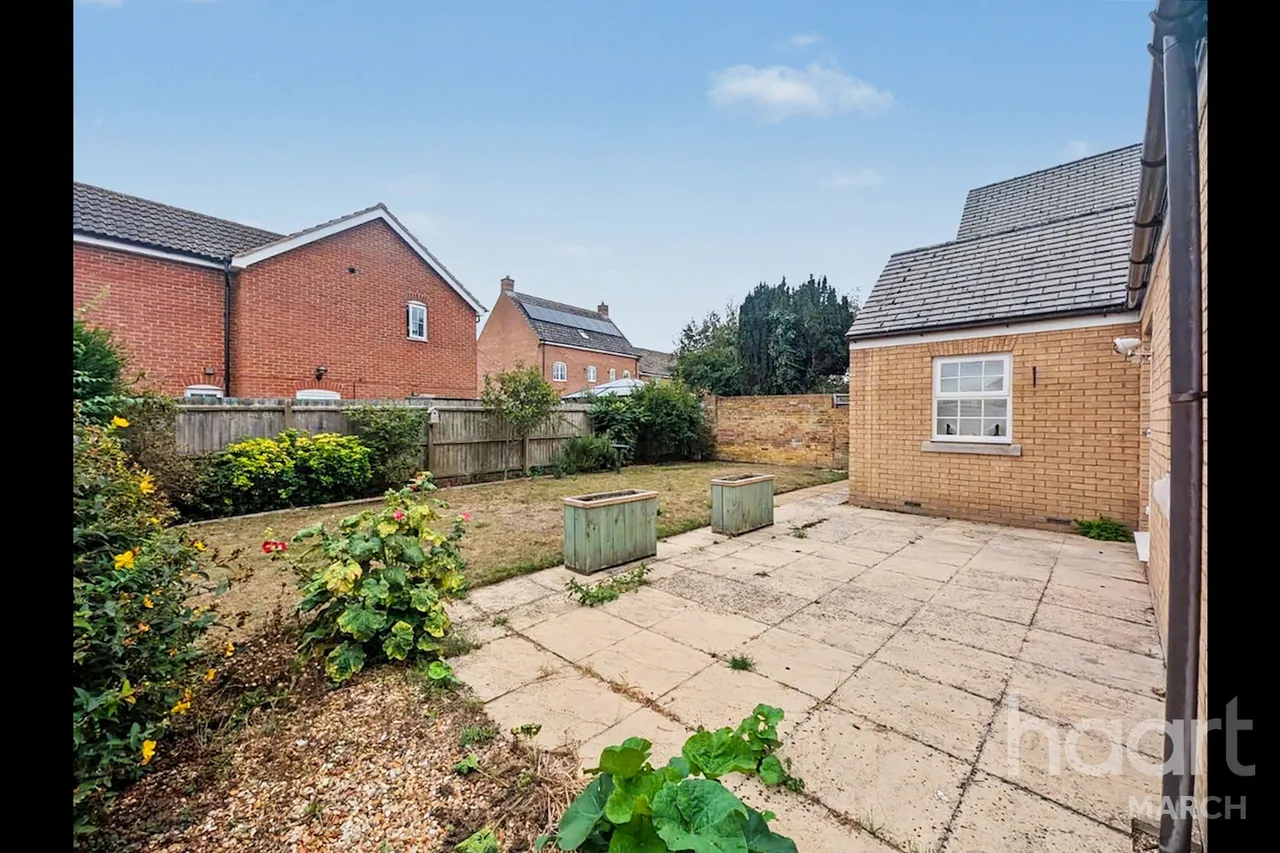St James Close, Chatteris, PE16, photo 14