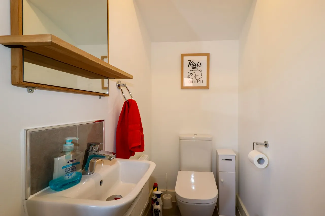 The Josselyns, Trimley St Mary, Felixstowe, Suffolk, IP11 0XW, photo 9