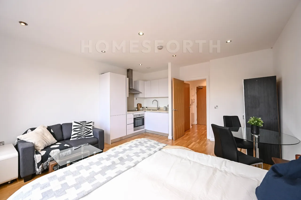 Peterborough Road, Harrow, HA1, photo 2