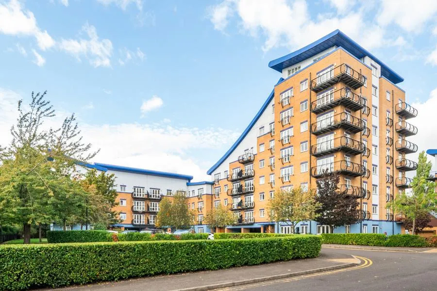 2 bed flat for sale, Luscinia View, Reading, RG1