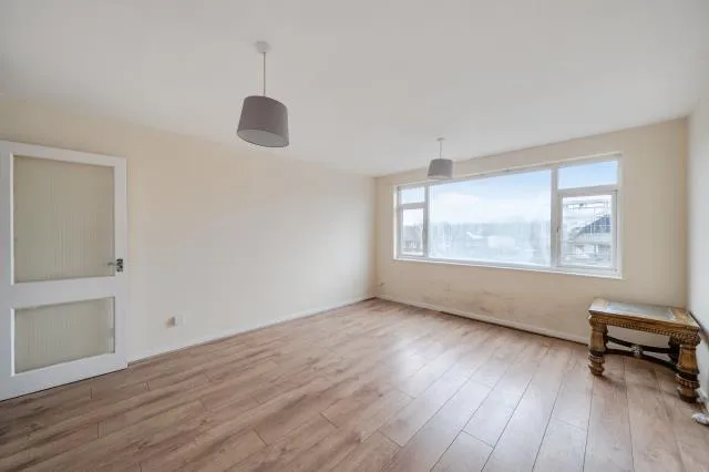 Tolworth Rise South, Surbiton, KT5, photo 5