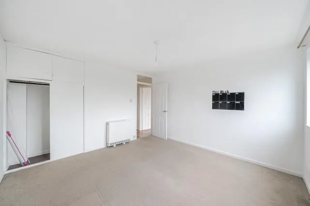 Tolworth Rise South, Surbiton, KT5, photo 8