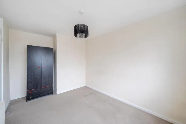 Tolworth Rise South, Surbiton, KT5, photo 10