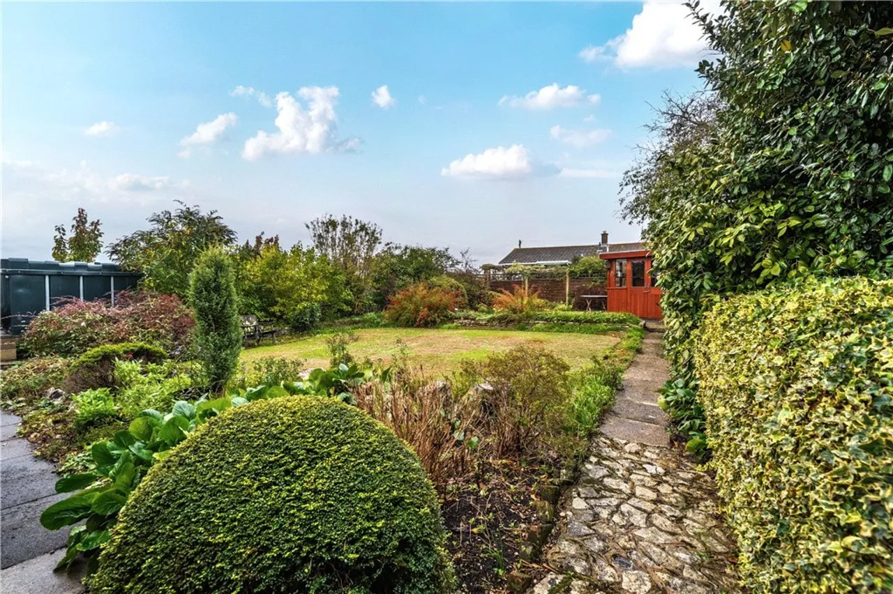 Durban Close, Romsey, SO51, photo 2