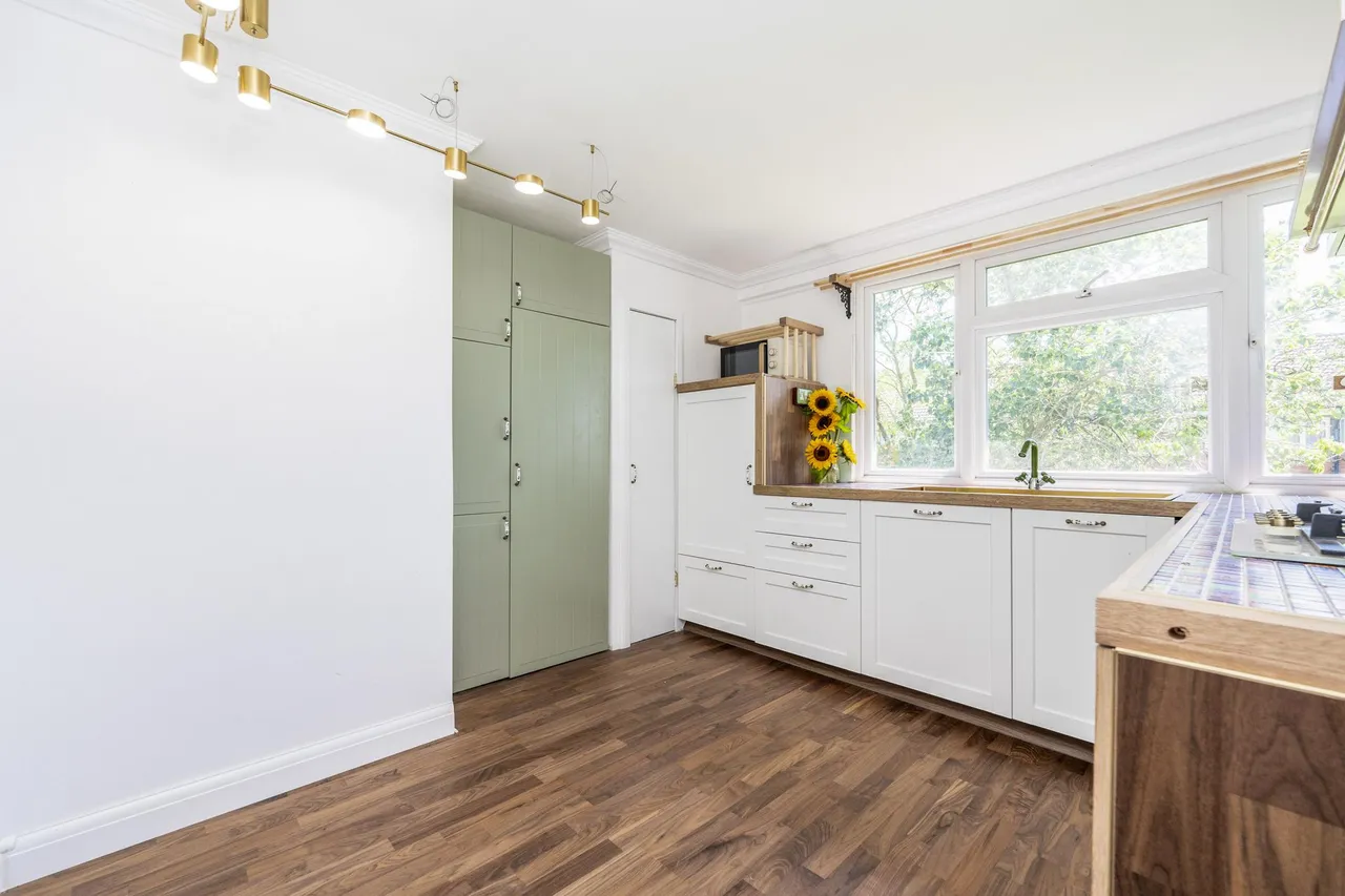 Barnhill Road, Wembley, HA9, photo 9