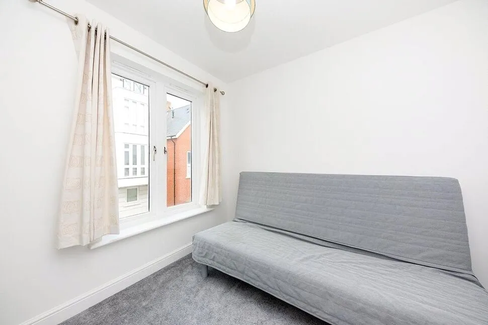 Old Watling Street, Kent, CT1, photo 9