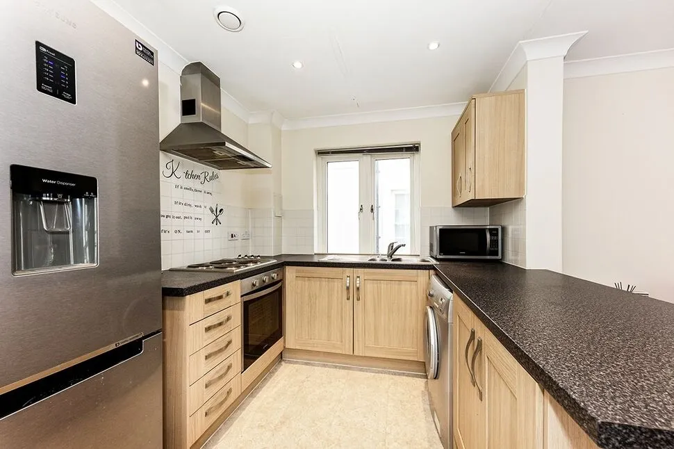 Old Watling Street, Kent, CT1, photo 3